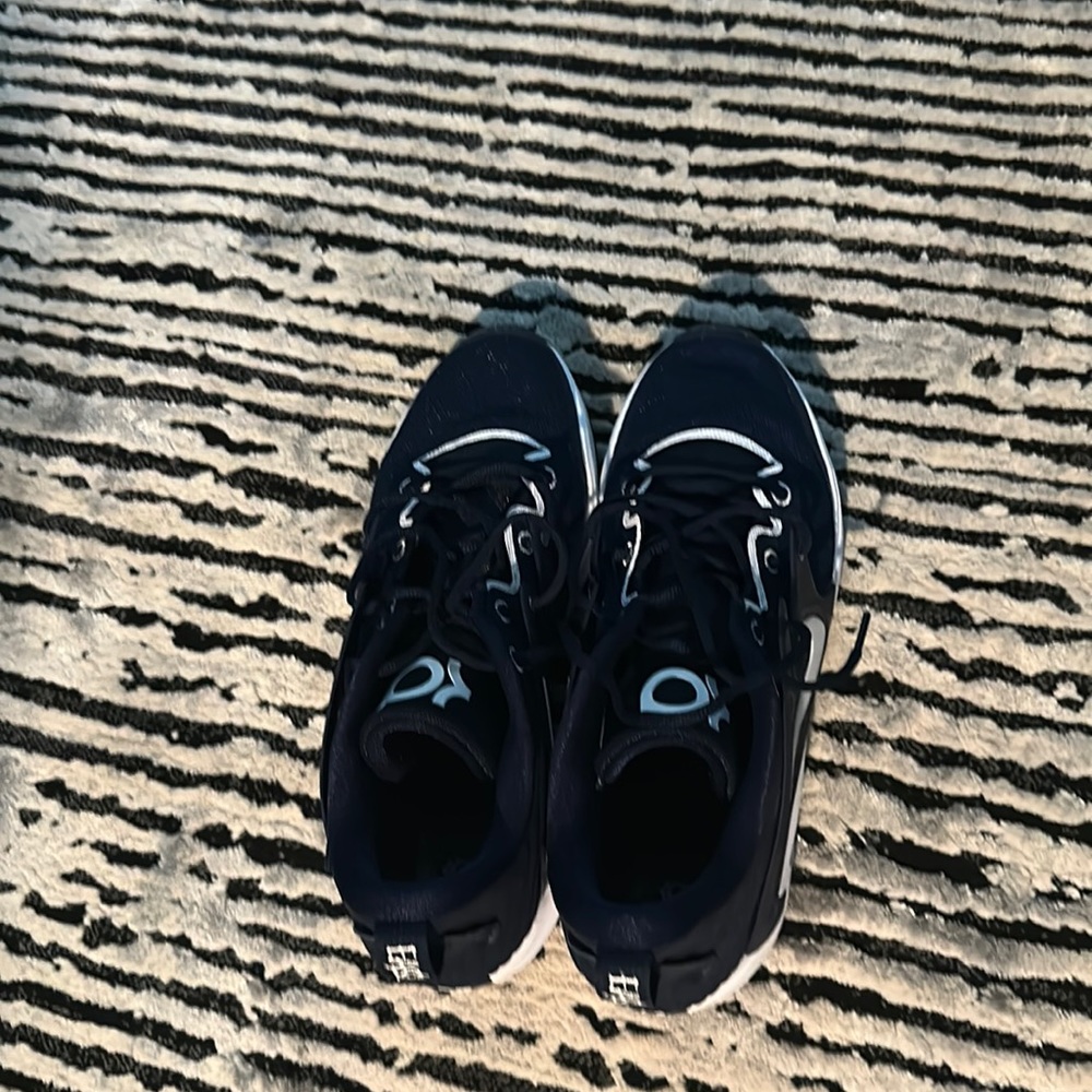 KD 15 Brand new